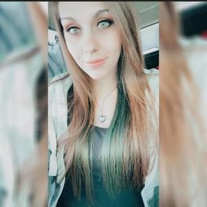 Meet your Posher, Kelsie